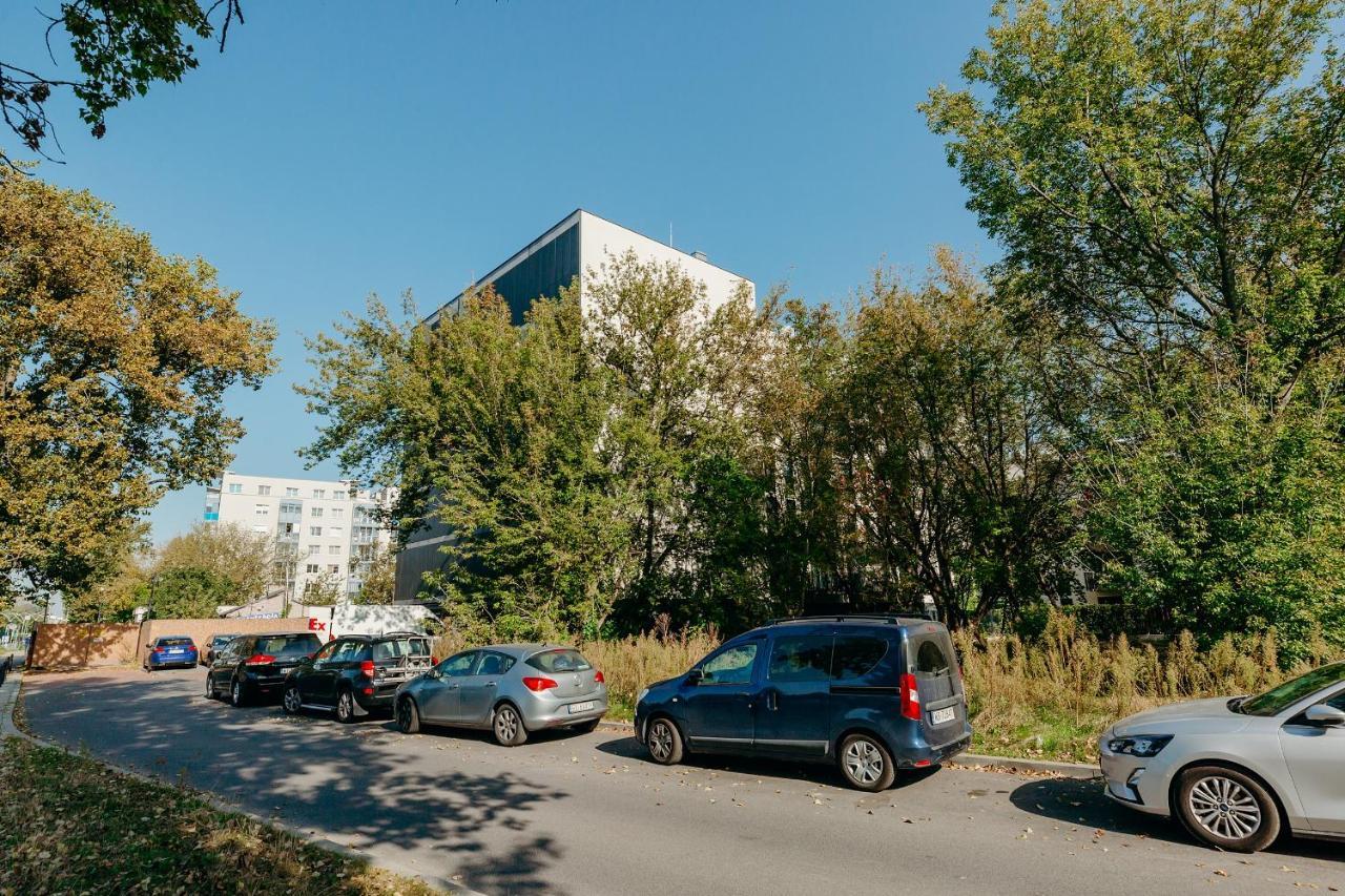 Shortstaypoland Marymoncka ワルシャワ エクステリア 写真